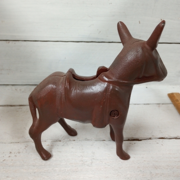 Vintage Cast Iron Donkey Mule Burro Coin Bank. - Picture 5 of 9